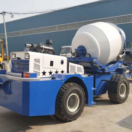 自动上料搅拌车